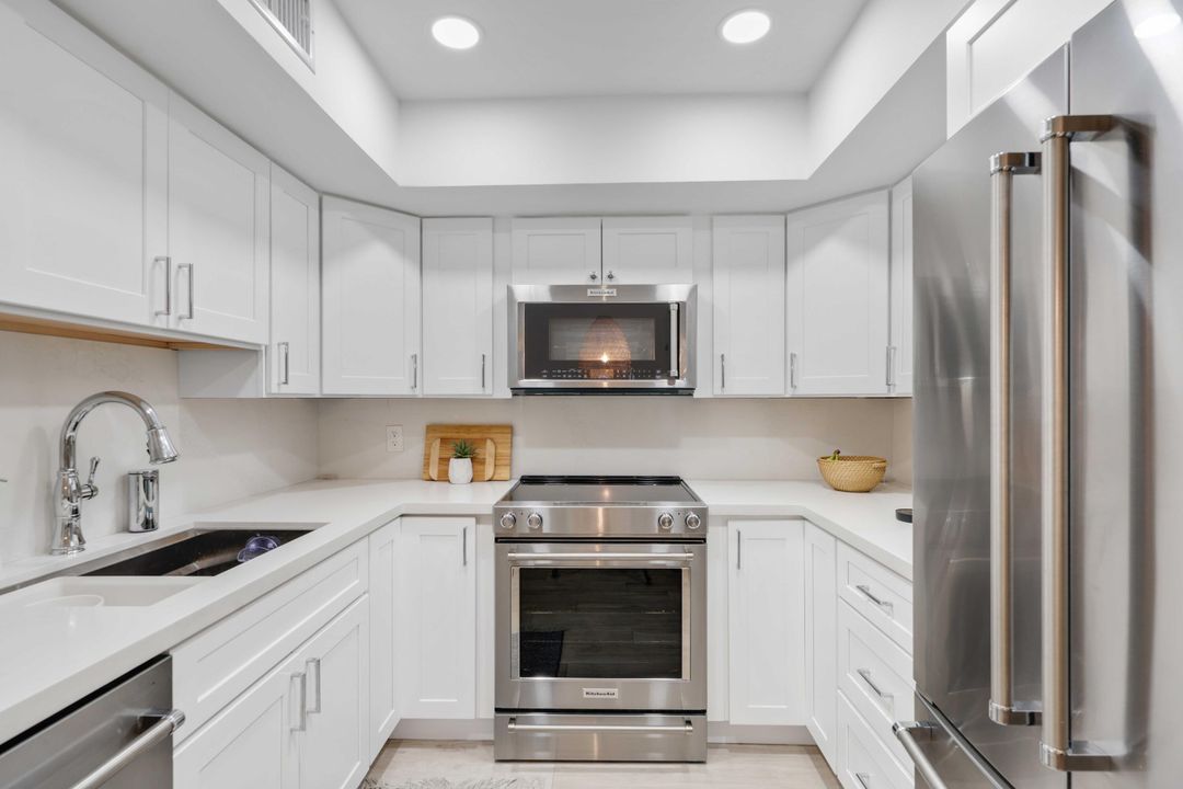 待售: $799,000 (2 贝兹, 2 浴室, 1170 平方英尺)