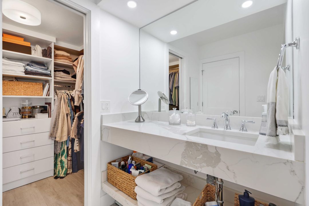 待售: $799,000 (2 贝兹, 2 浴室, 1170 平方英尺)