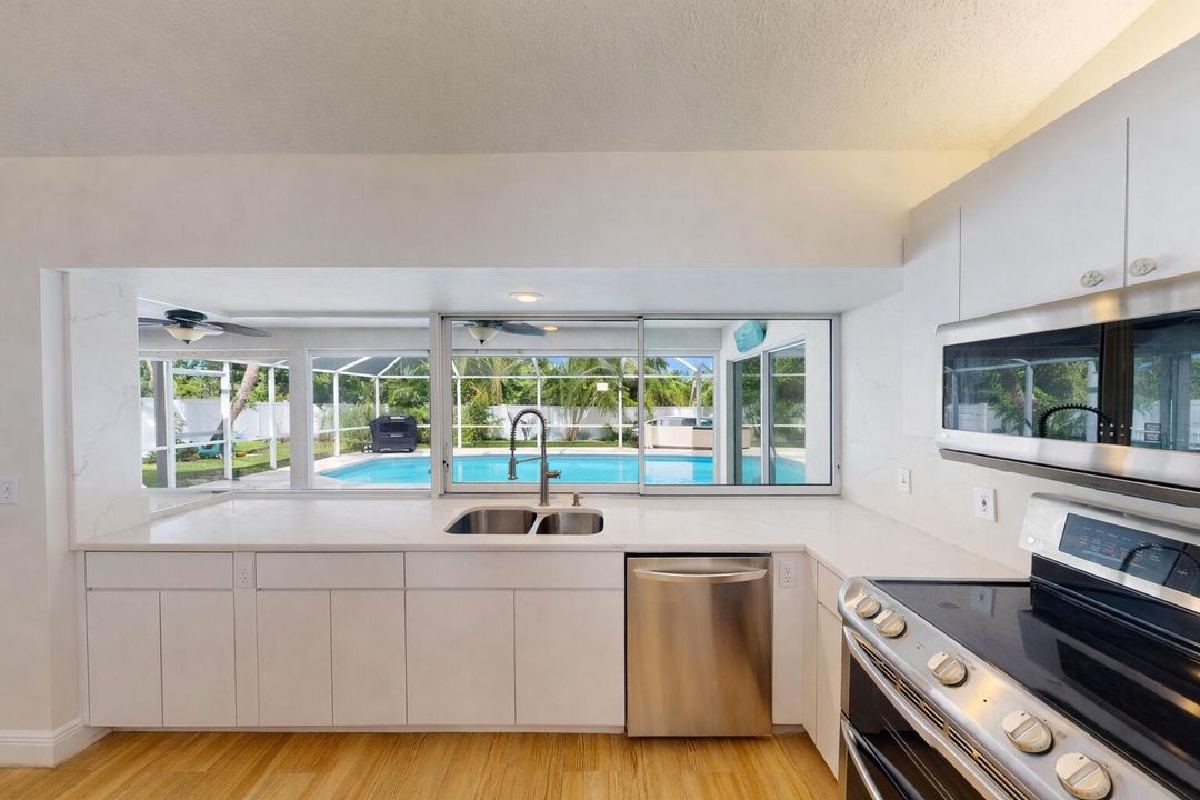 For Rent: $5,000 (3 beds, 2 baths, 1871 Square Feet)