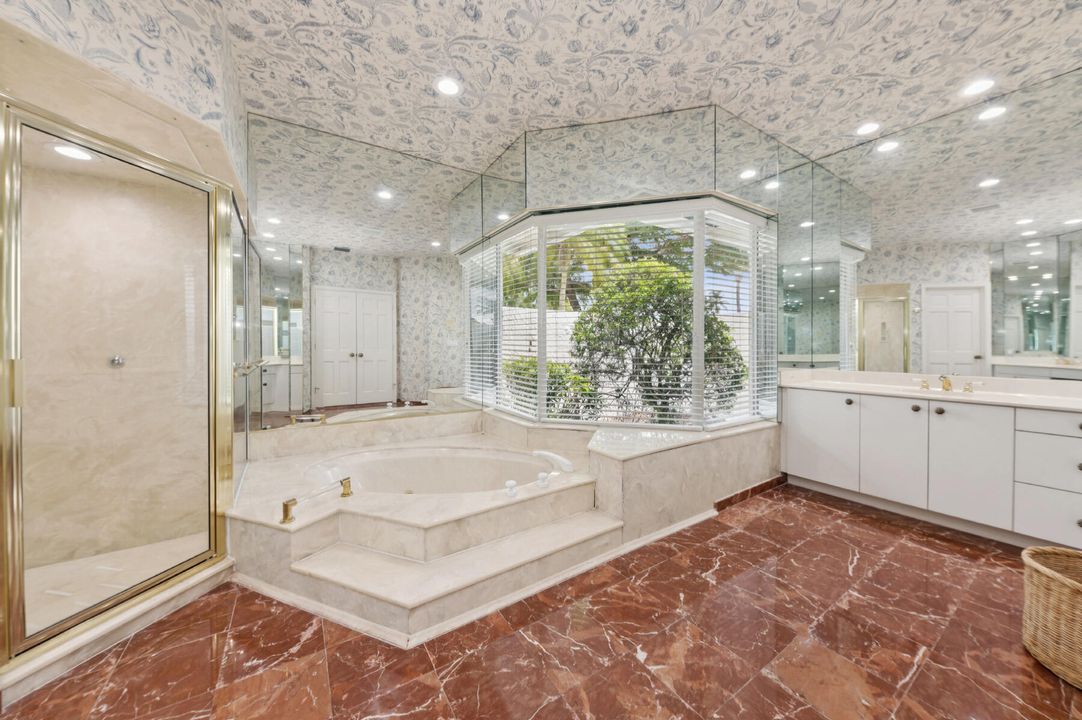 En Venta: $949,000 (3 camas, 3 baños, 3105 Pies cuadrados)