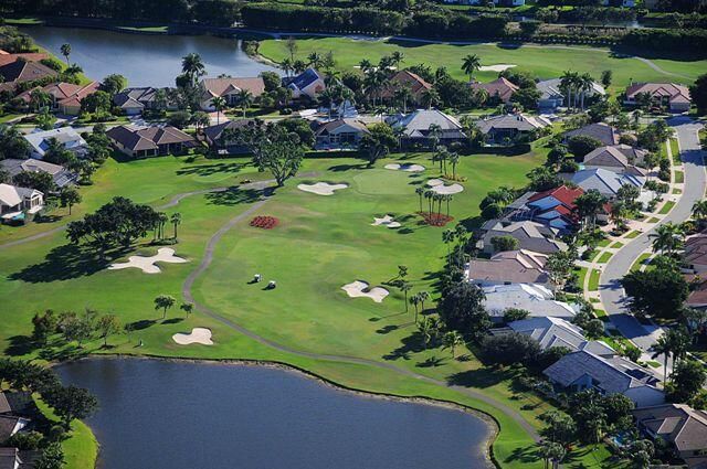 En Venta: $949,000 (3 camas, 3 baños, 3105 Pies cuadrados)