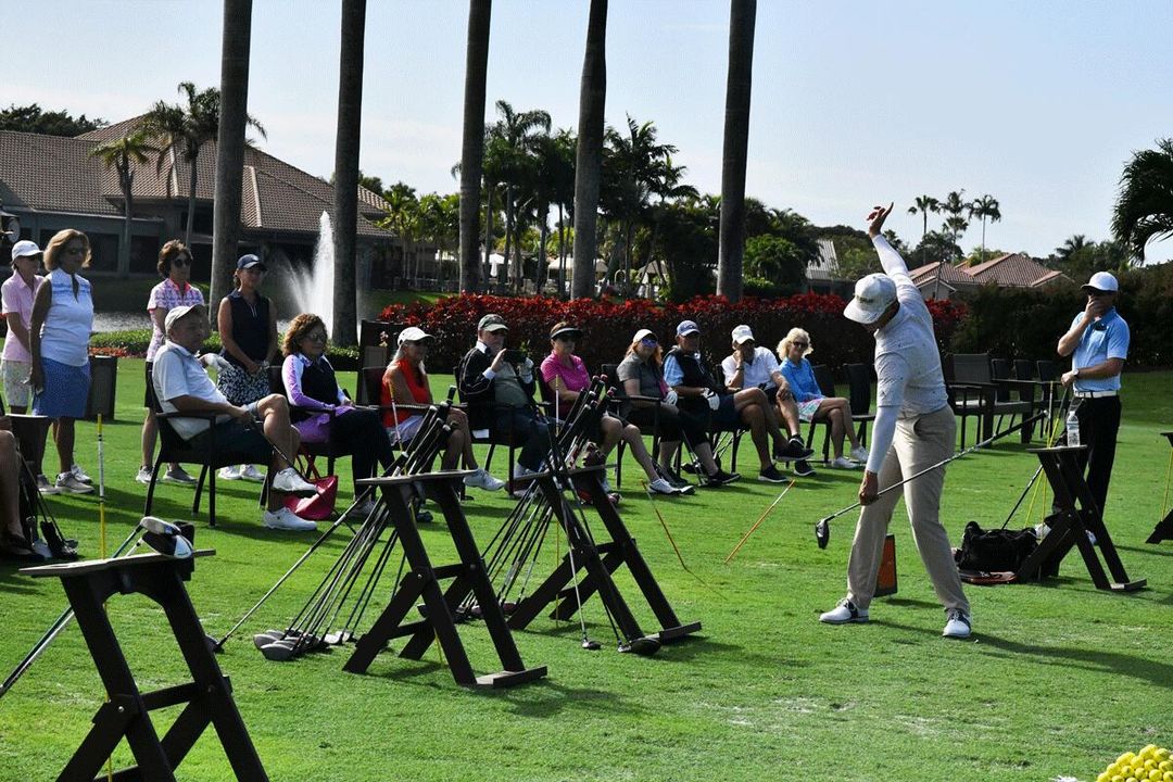 En Venta: $949,000 (3 camas, 3 baños, 3105 Pies cuadrados)