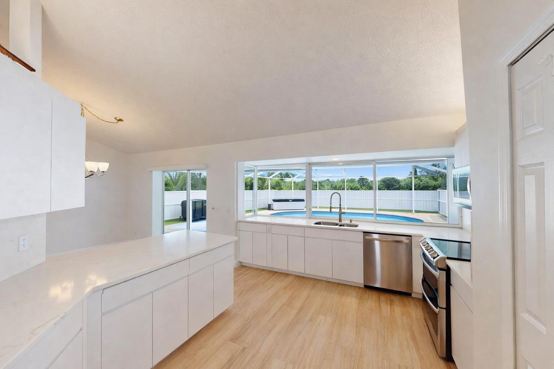 For Rent: $5,000 (3 beds, 2 baths, 1871 Square Feet)