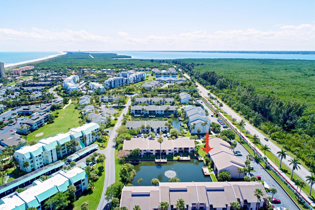 For Sale: $299,000 (2 beds, 2 baths, 1258 Square Feet)