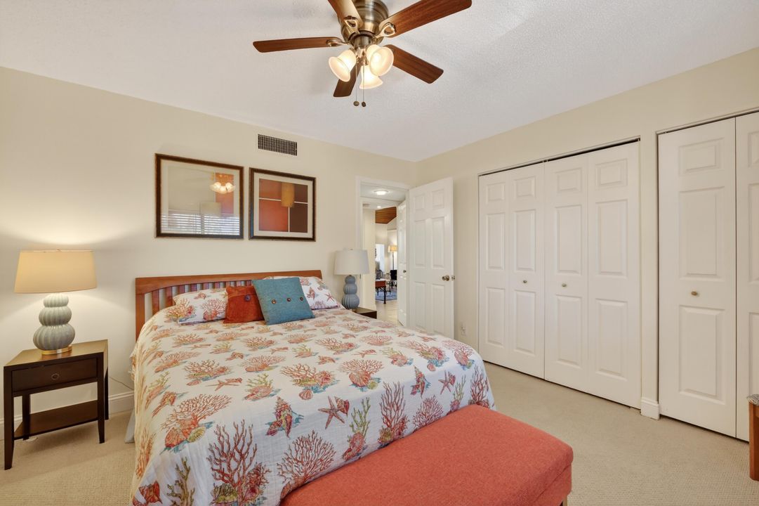 For Sale: $299,000 (2 beds, 2 baths, 1258 Square Feet)