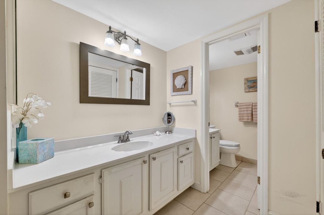 For Sale: $299,000 (2 beds, 2 baths, 1258 Square Feet)