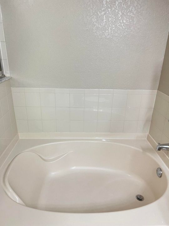 For Rent: $2,050 (2 beds, 2 baths, 1597 Square Feet)