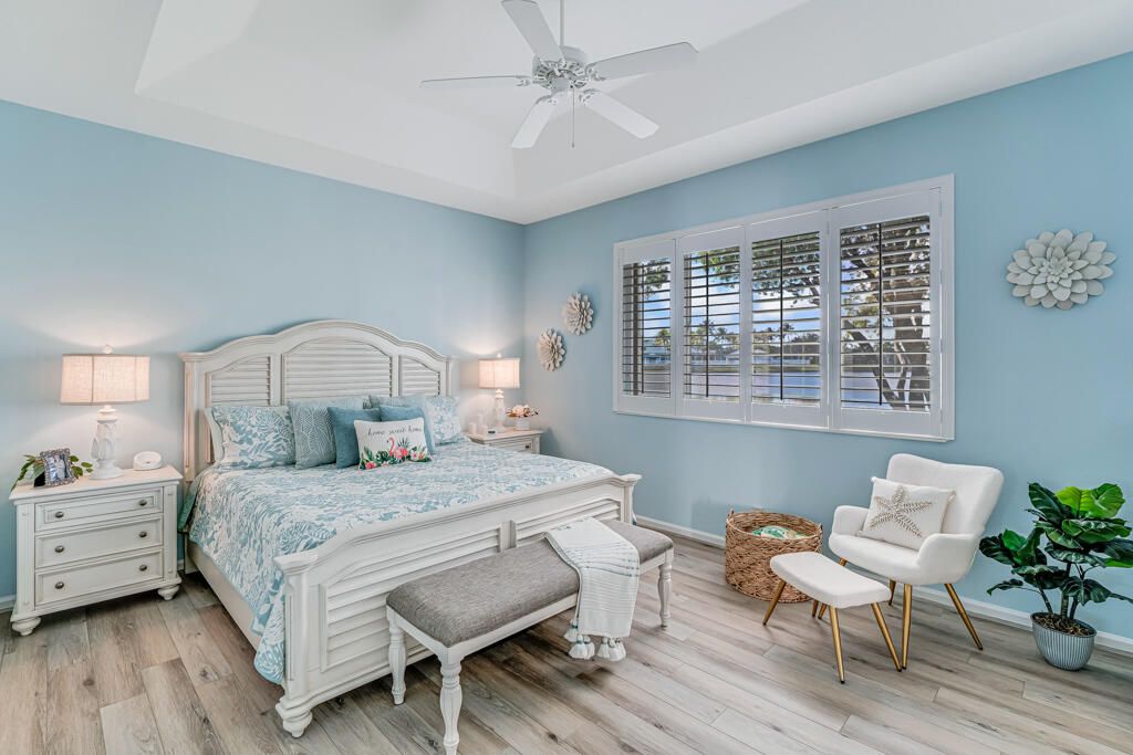 For Sale: $470,000 (3 beds, 2 baths, 1617 Square Feet)