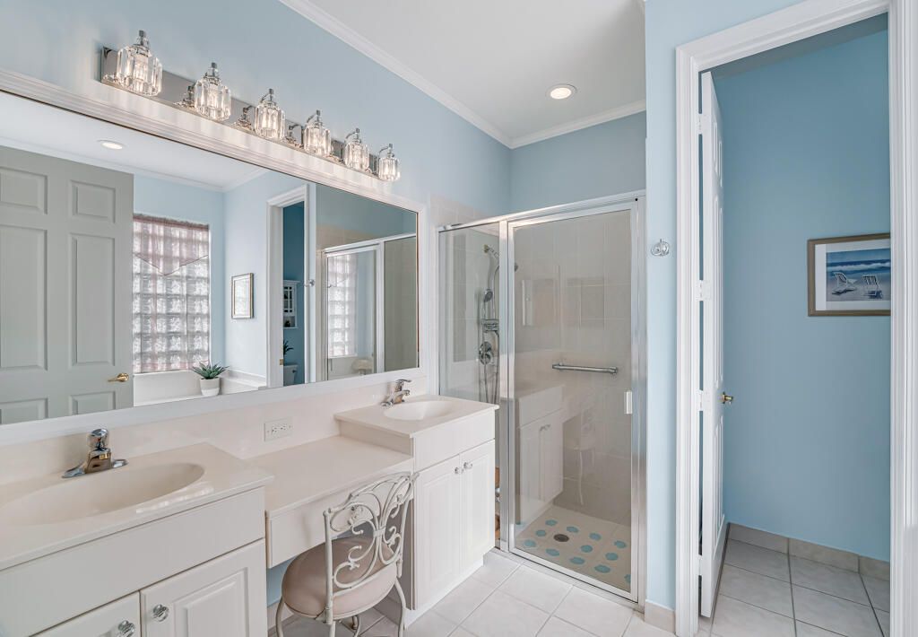 For Sale: $470,000 (3 beds, 2 baths, 1617 Square Feet)