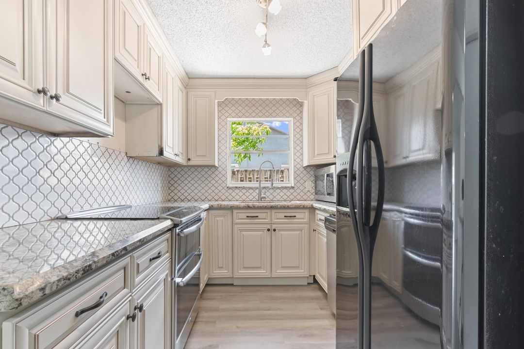 待售: $559,000 (3 贝兹, 2 浴室, 1416 平方英尺)