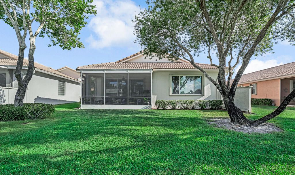 For Sale: $470,000 (3 beds, 2 baths, 1617 Square Feet)