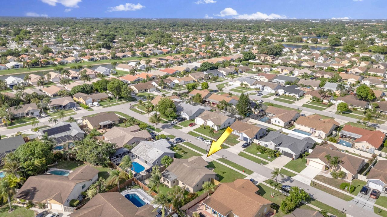 待售: $559,000 (3 贝兹, 2 浴室, 1416 平方英尺)