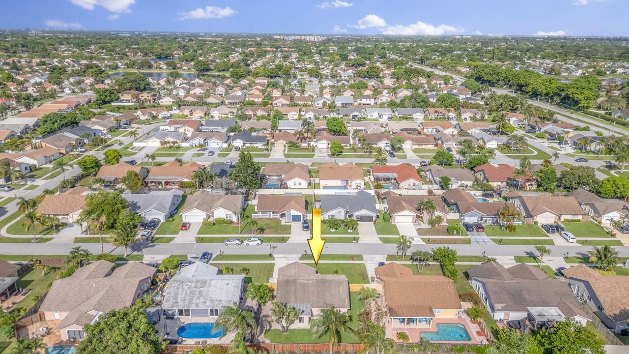 待售: $559,000 (3 贝兹, 2 浴室, 1416 平方英尺)