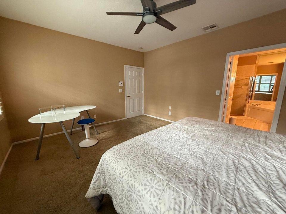 For Rent: $5,500 (3 beds, 2 baths, 1632 Square Feet)