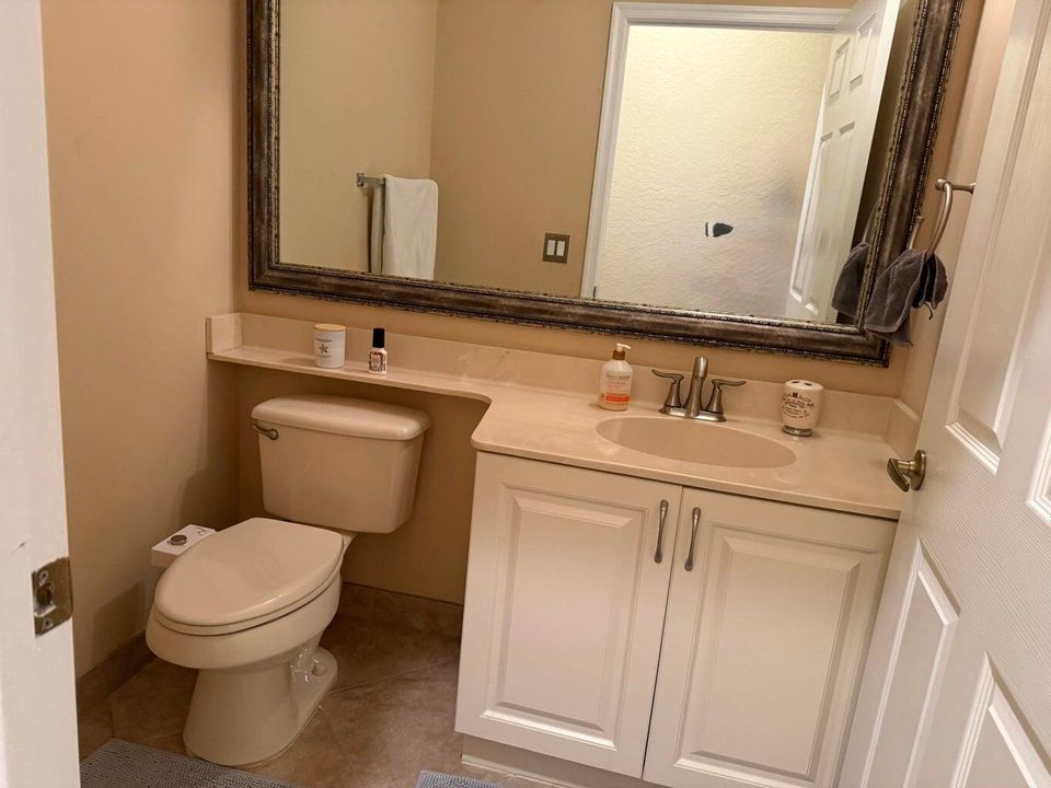 For Rent: $5,500 (3 beds, 2 baths, 1632 Square Feet)