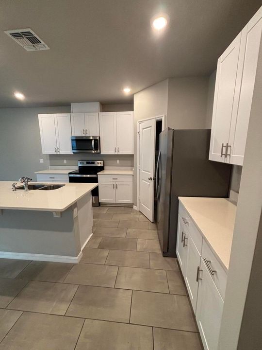 En Renta: $3,000 (3 camas, 2 baños, 1671 Pies cuadrados)