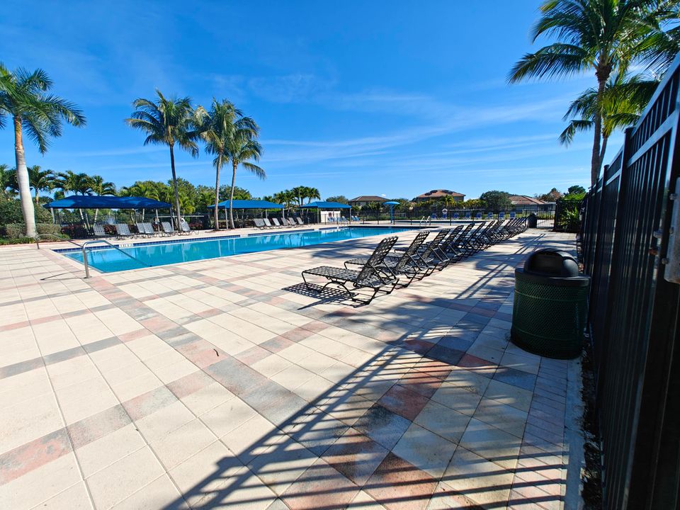 For Sale: $499,777 (4 beds, 3 baths, 3076 Square Feet)