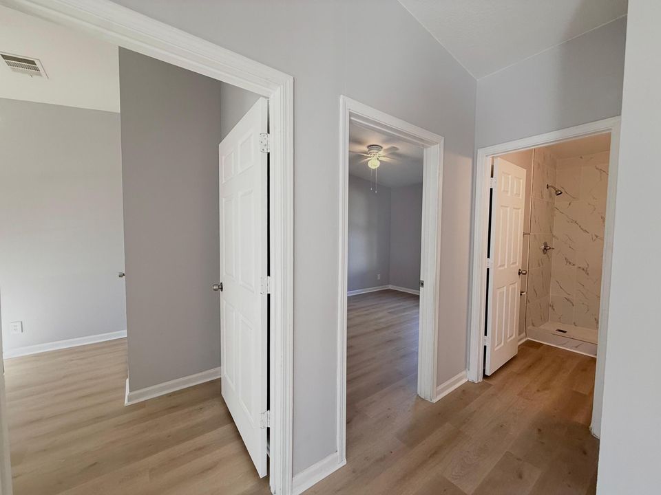 В аренду: $2,450 (3 спален, 2 ванн, 1000 Квадратных фут)