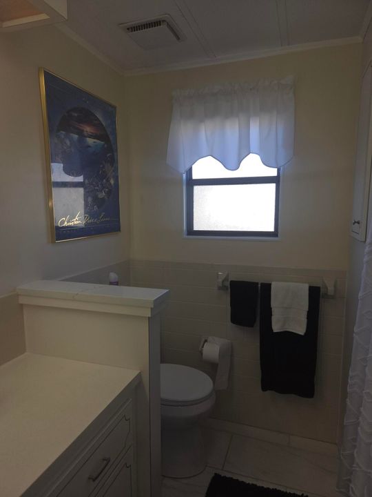 На продажу: $264,900 (2 спален, 2 ванн, 1236 Квадратных фут)