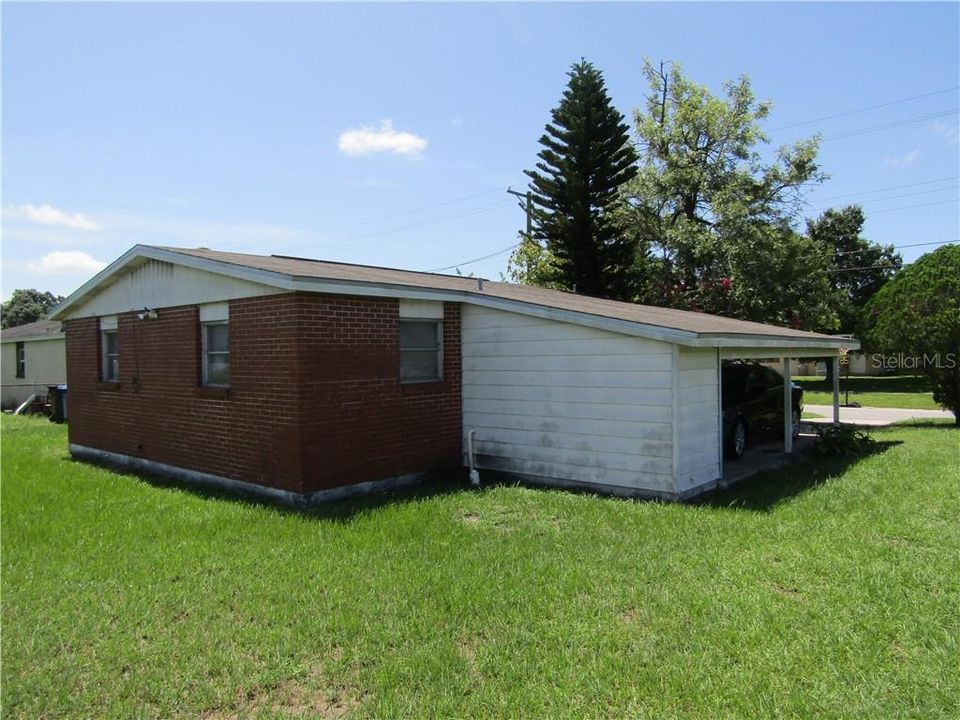Recently Sold: $109,900 (3 beds, 1 baths, 825 Square Feet)