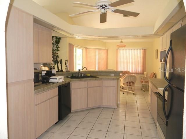 For Rent: $3,500 (3 beds, 3 baths, 2065 Square Feet)
