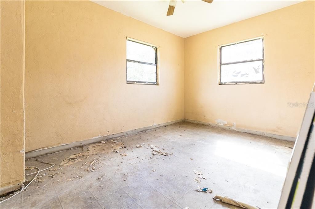 Recently Sold: $35,000 (2 beds, 1 baths, 720 Square Feet)