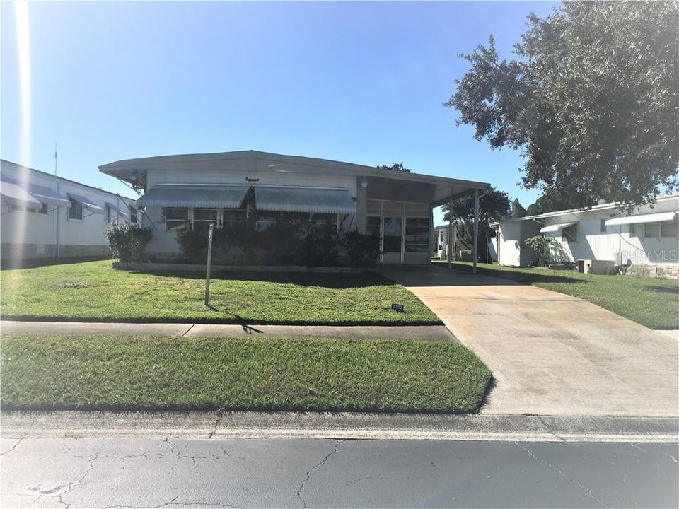 Recently Sold: $110,000 (2 beds, 2 baths, 1398 Square Feet)