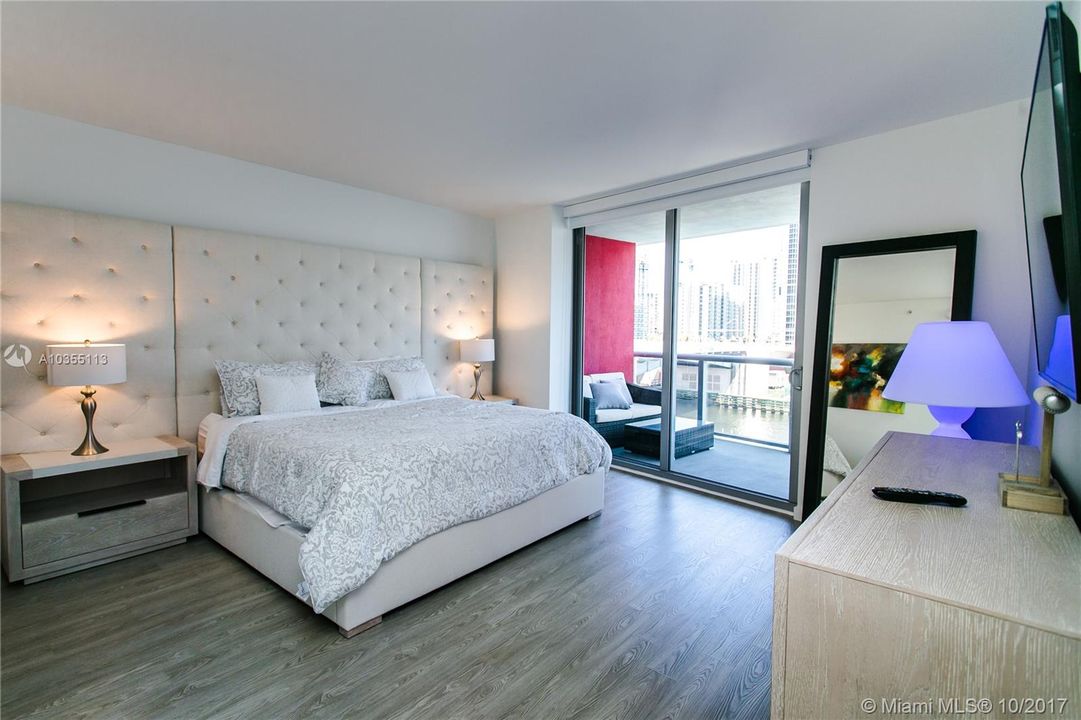 В аренду: $7,500 (3 спален, 3 ванн, 1737 Квадратных фут)