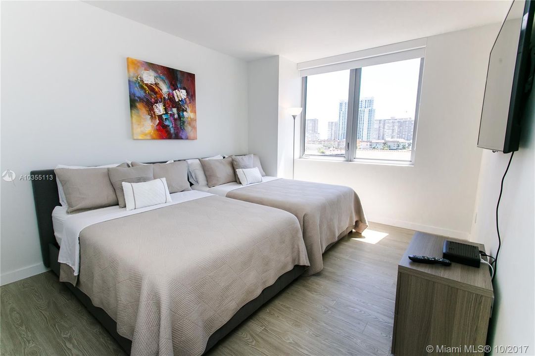 В аренду: $7,500 (3 спален, 3 ванн, 1737 Квадратных фут)