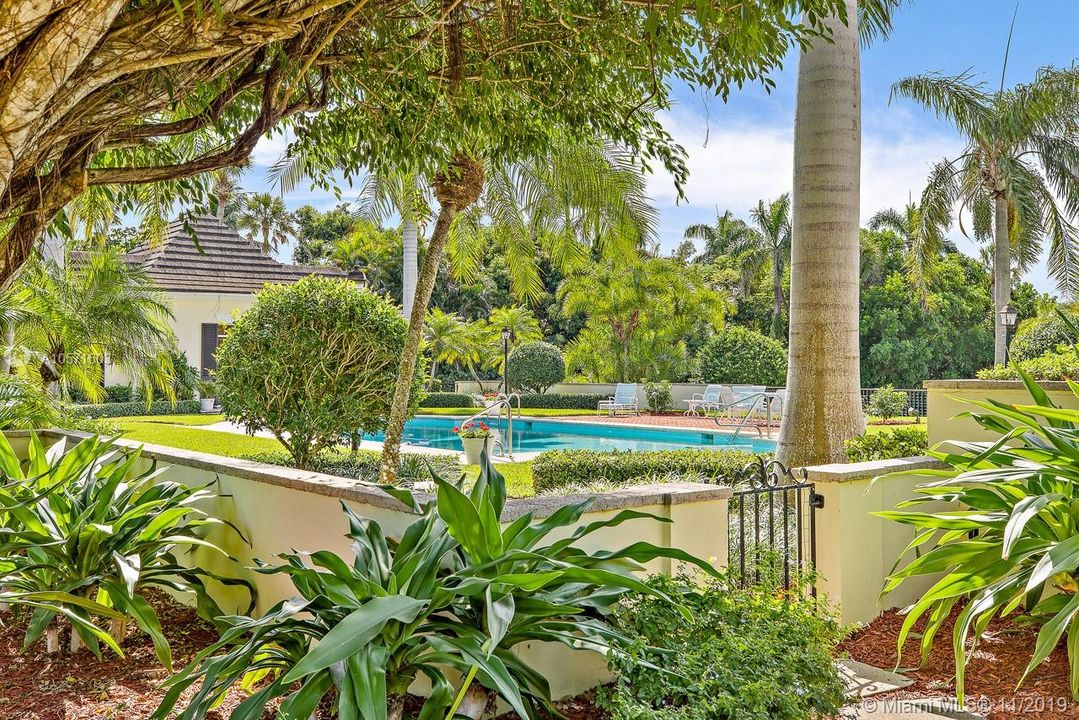 Pool view from front