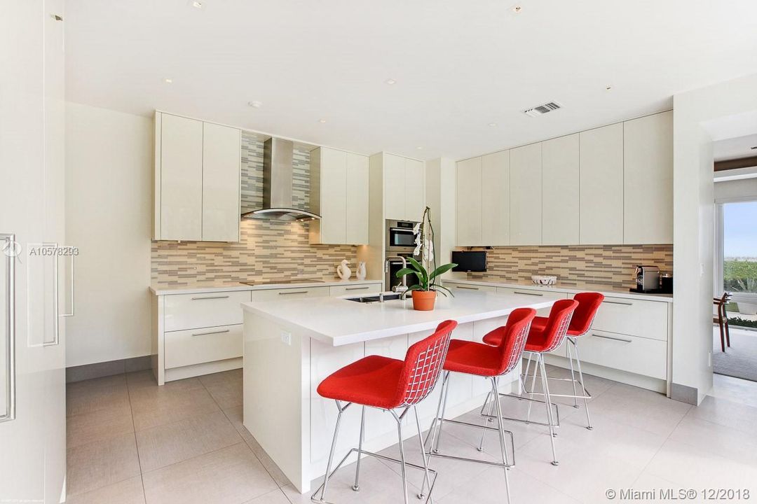 Breakfast Bar