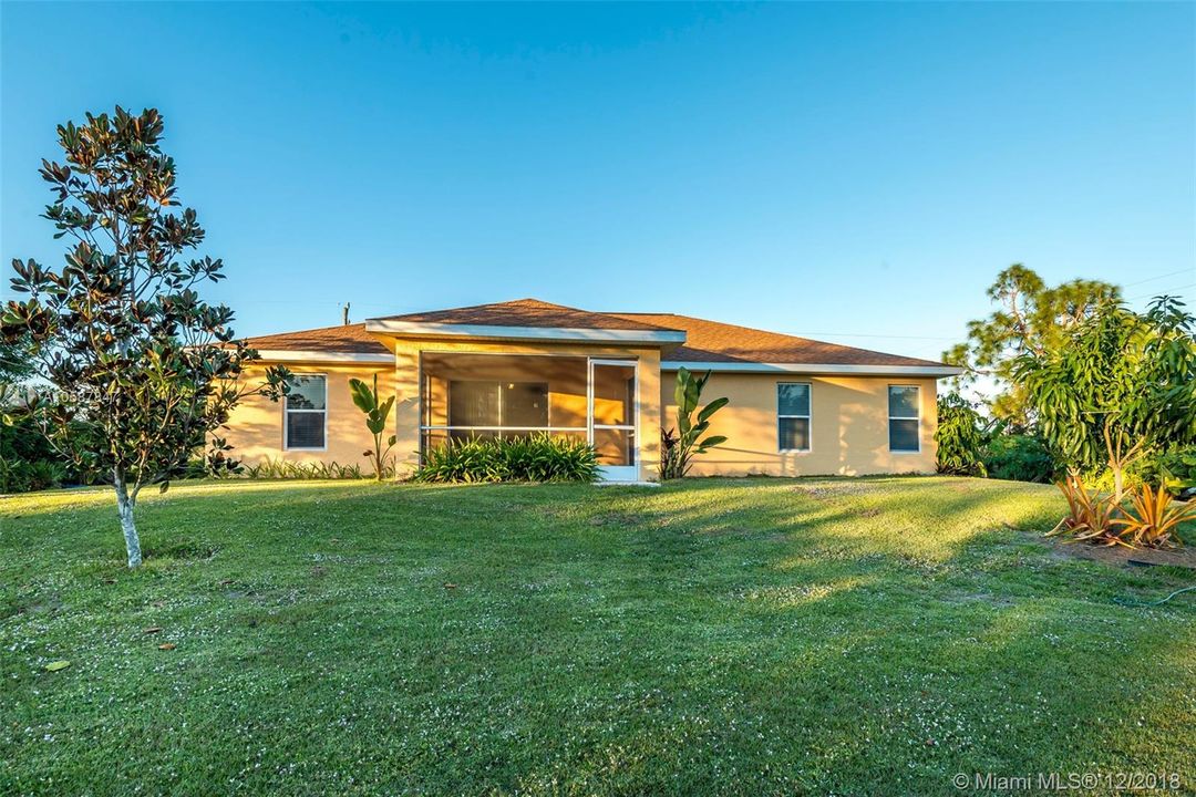 Vendido Recientemente: $219,900 (3 camas, 2 baños, 1790 Pies cuadrados)