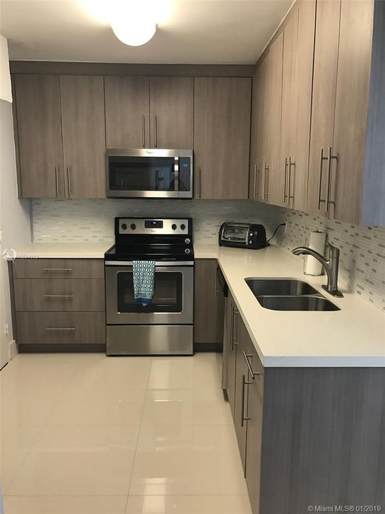 For Rent: $4,300 (2 beds, 2 baths, 1176 Square Feet)