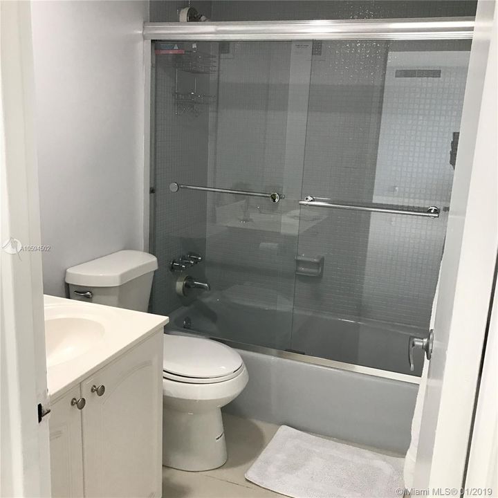 For Rent: $4,300 (2 beds, 2 baths, 1176 Square Feet)