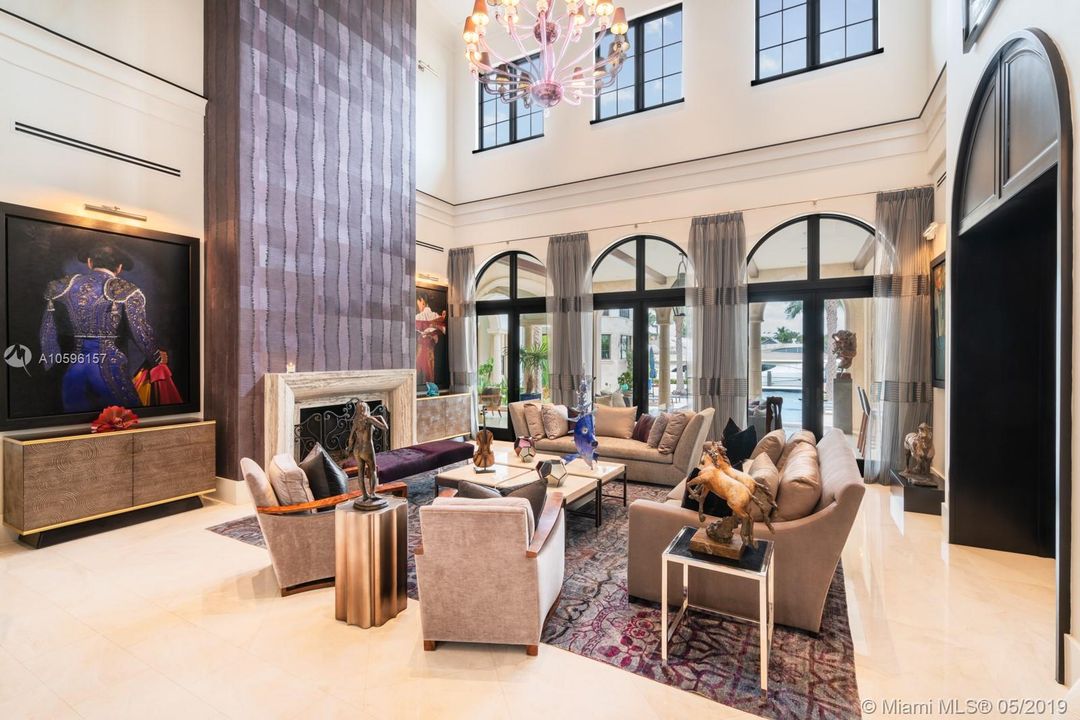 Living Room with double height ceilings