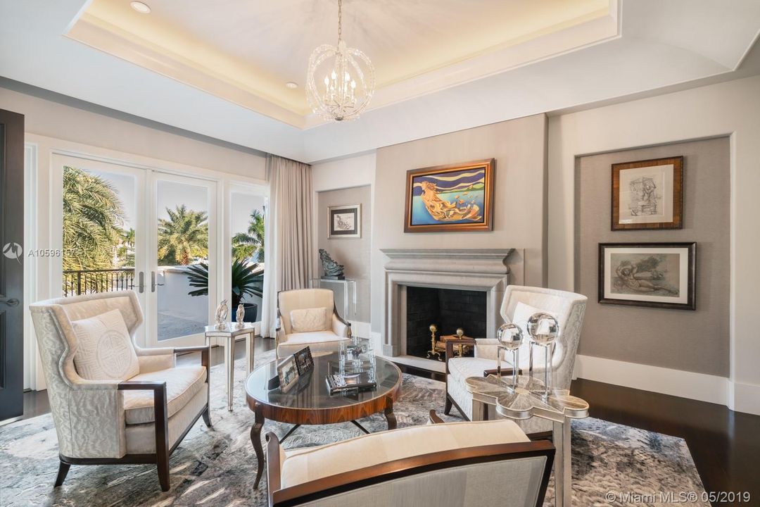 Master Suite sitting area
