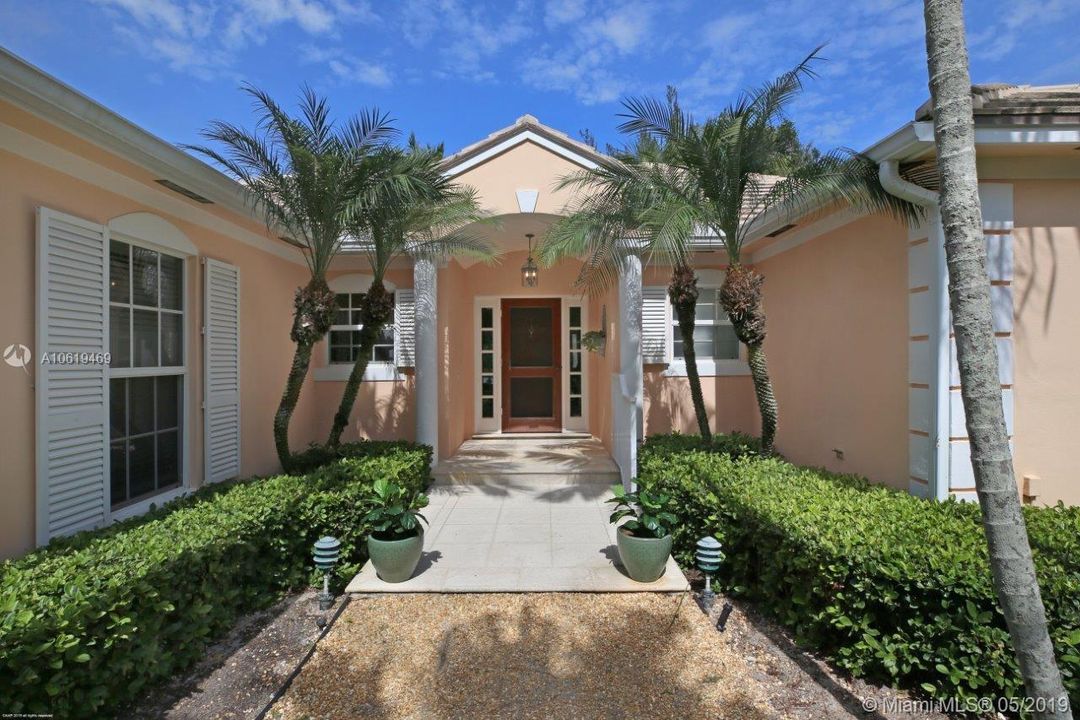 Recently Sold: $1,595,000 (2 beds, 2 baths, 2140 Square Feet)