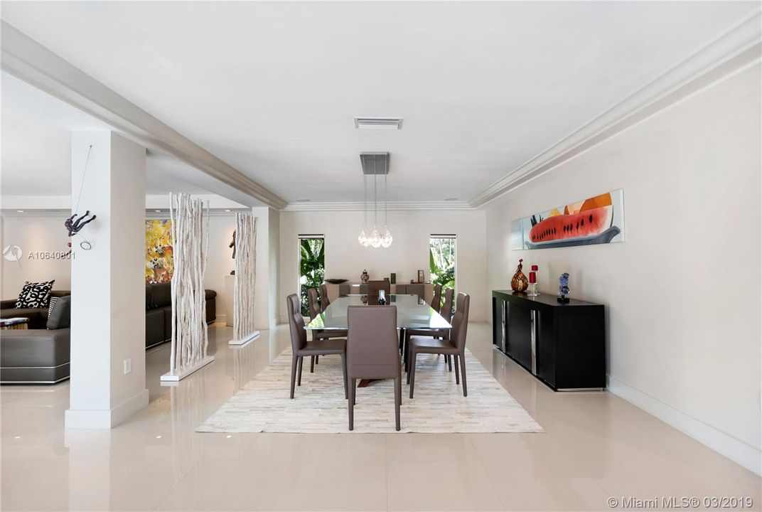 Recently Rented: $18,000 (6 beds, 6 baths, 8078 Square Feet)