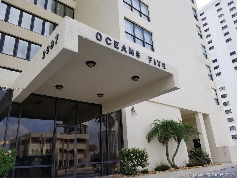 Vendido Recientemente: $245,000 (2 camas, 2 baños, 1160 Pies cuadrados)