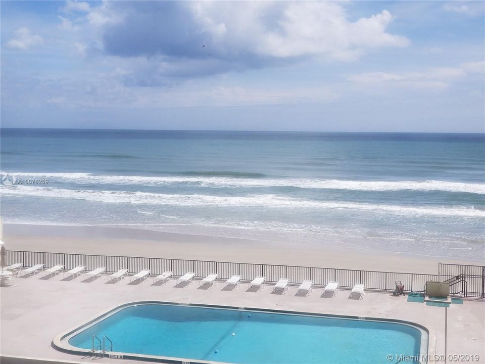 Vendido Recientemente: $245,000 (2 camas, 2 baños, 1160 Pies cuadrados)