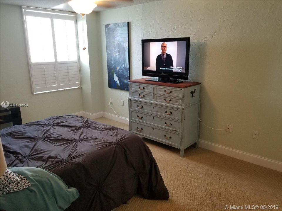Vendido Recientemente: $245,000 (2 camas, 2 baños, 1160 Pies cuadrados)