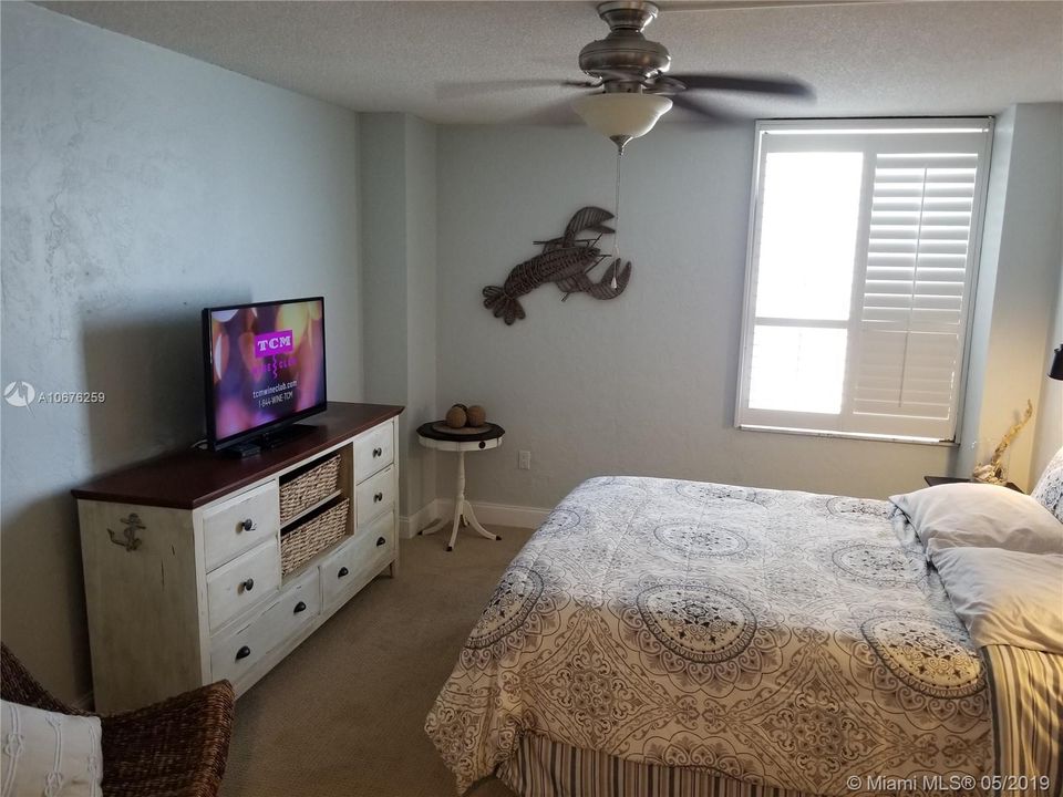 Vendido Recientemente: $245,000 (2 camas, 2 baños, 1160 Pies cuadrados)