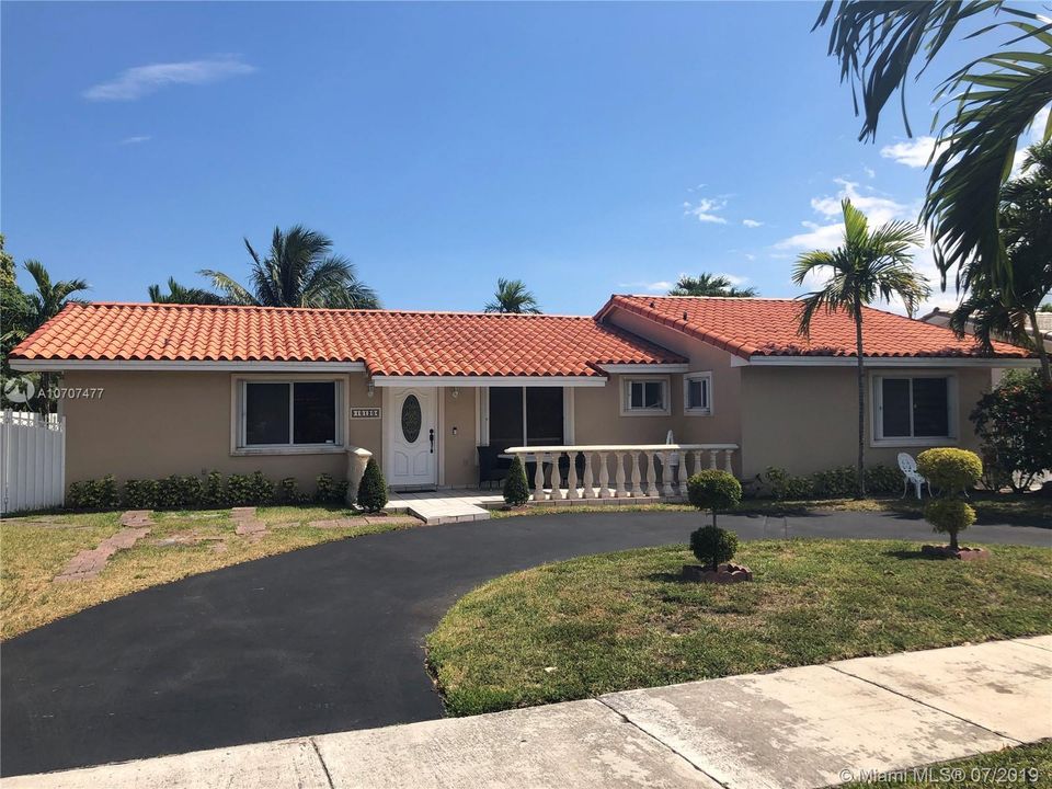 Recently Sold: $390,000 (3 beds, 2 baths, 1680 Square Feet)