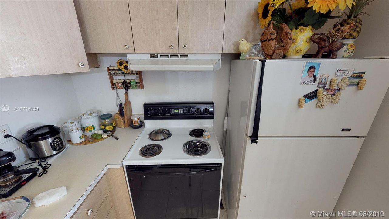 Vendido Recientemente: $60,000 (1 camas, 1 baños, 757 Pies cuadrados)