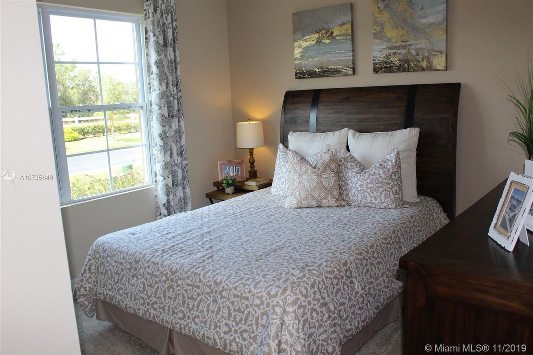 Recently Rented: $1,650 (4 beds, 2 baths, 1800 Square Feet)