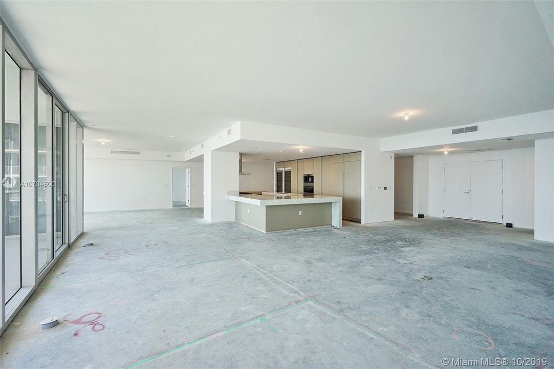 Recently Rented: $27,500 (4 beds, 5 baths, 4715 Square Feet)