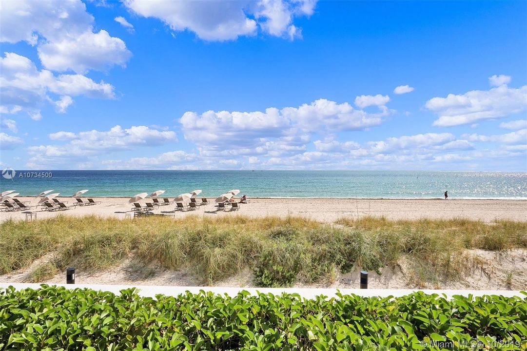 Recently Rented: $27,500 (4 beds, 5 baths, 4715 Square Feet)