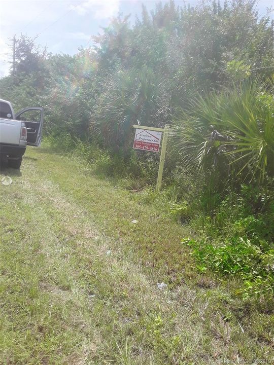 Vendido Recientemente: $60,000 (2.50 acres)