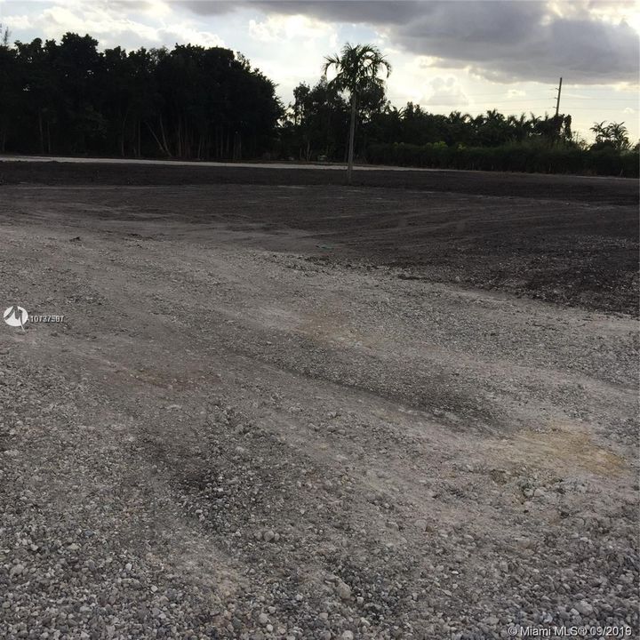 Недавно продано: $400,000 (2.50 acres)