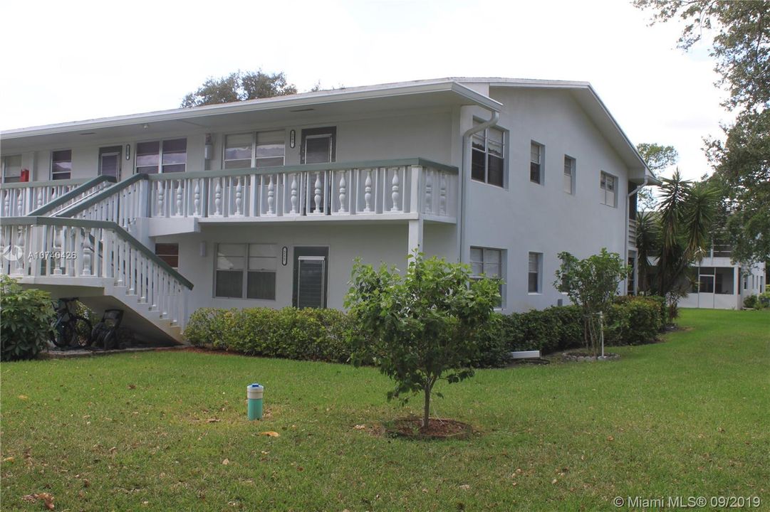 Vendido Recientemente: $78,000 (2 camas, 1 baños, 820 Pies cuadrados)